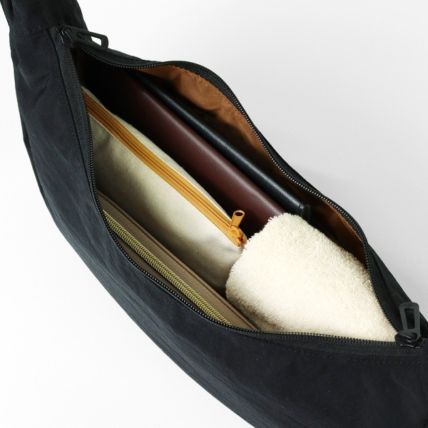 フィレール Filer ショルダーバッグ SIWA CRESCENT SHOULDER