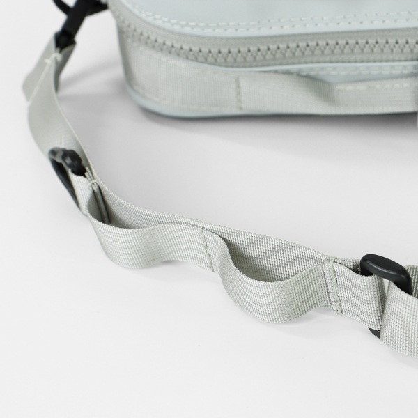 シー CIE ショルダーバッグ GRID3 BOTTLE SHOULDER BAG グリッド3