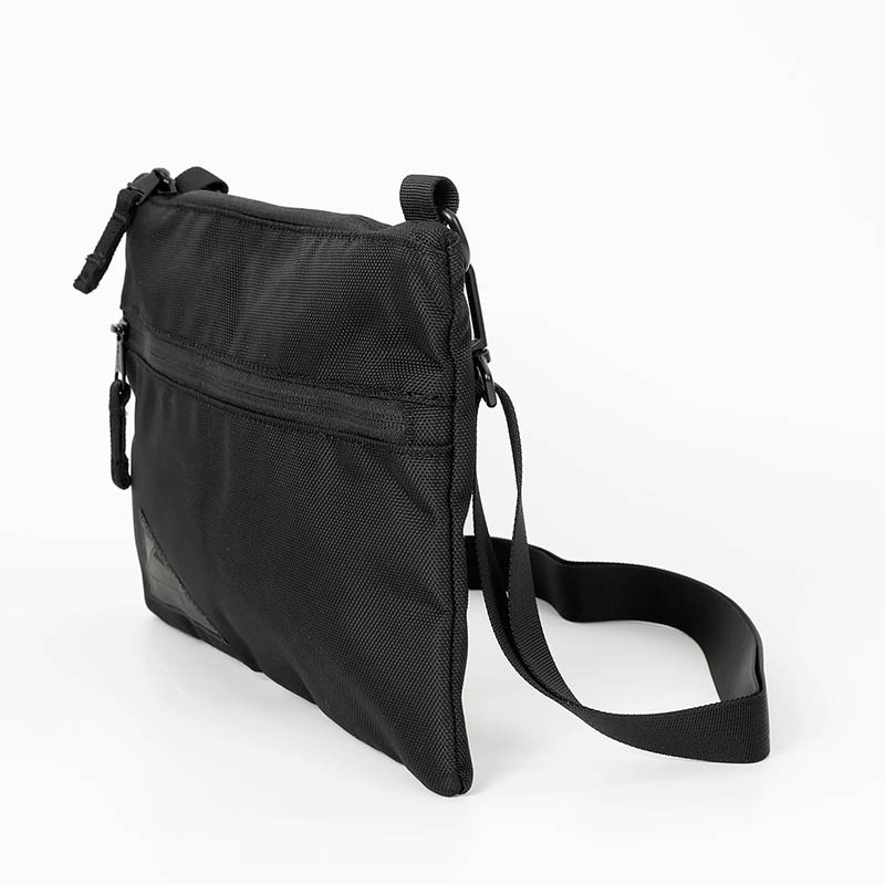 ケルティ KELTY ショルダーバッグ アーバン フラット ポーチ URBAN FLAT POUCH SM サコッシュ ミニバッグ メンズ レディース 斜め掛け アウトドア 軽量 ロゴ 2026年秋冬 新作 32592419 | ブランド [正規取扱店]