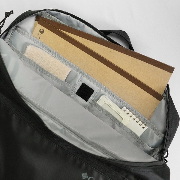 コロンビア Columbia ショルダーバッグ HacketPath フラップショルダー
