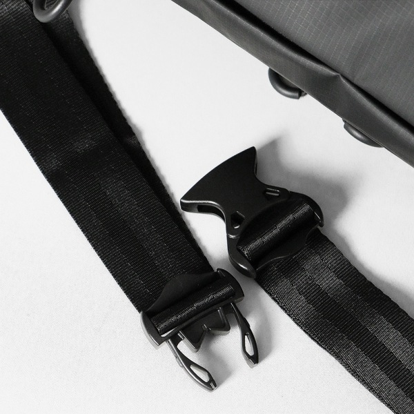 マイケルリンネル Michael Linnell ショルダーバッグ A.R.M.S アーミーコーティング メッセンジャーバッグ メンズ レディース 6L 撥水 軽量 ブラック MLAC-27 | ブランド [正規取扱店]