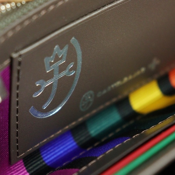 カステルバジャック CASTELBAJAC ラウンドファスナー 長財布 プレス ロゴ メンズ レディース レザー 各色 57616 | ブランド [正規取扱店]