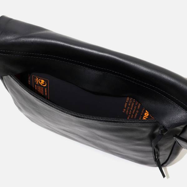 クリード Creed ショルダーバッグ WAX VINTAGE ワックスヴィンテージ