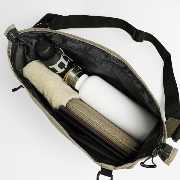 マイケルリンネル Michael Linnell ショルダーバッグ RIP STOP メッセンジャーバッグ リップストップ メンズ レディース 10L 撥水 軽量 ベージュ MLRT-06 | ブランド [正規取扱店]