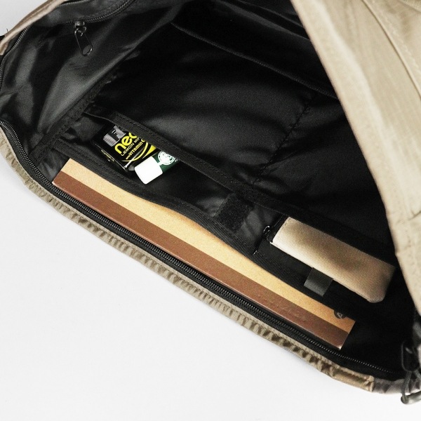 マイケルリンネル Michael Linnell ショルダーバッグ RIP STOP メッセンジャーバッグ リップストップ メンズ レディース 10L 撥水 軽量 ベージュ MLRT-06 | ブランド [正規取扱店]