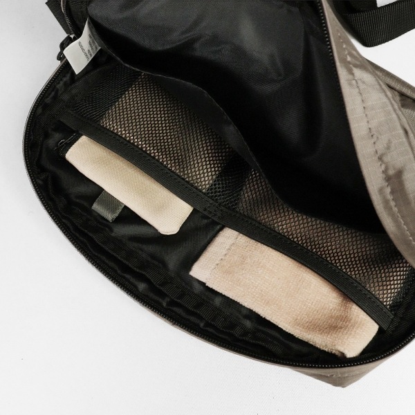 マイケルリンネル Michael Linnell ショルダーバッグ RIP STOP ミニショルダー リップストップ メンズ レディース 4L 撥水 軽量 ベージュ MLRT-07 | ブランド [正規取扱店]