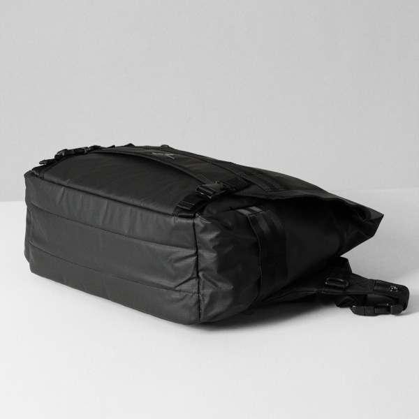 マイケルリンネル Michael Linnell ショルダーバッグ A.R.M.S メッセンジャーバッグ アーミーコーティング メンズ レディース 17L 撥水 軽量 MLAC-26 | ブランド [正規取扱店]