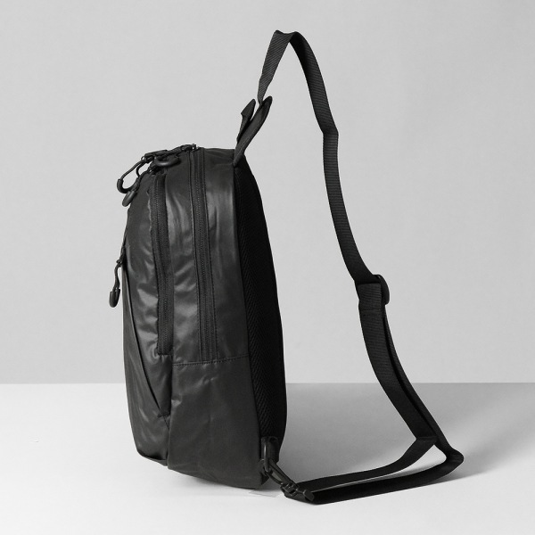 マイケルリンネル Michael Linnell ボディバッグ A.R.M.S ショルダーバッグ アーミーコーティング メンズ レディース 8L 撥水 軽量 MLAC-30 | ブランド [正規取扱店]