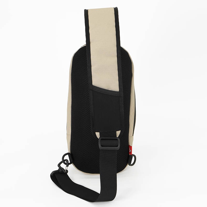 チャムス CHUMS ボディバッグ リサイクル スリングバッグ Recycle Sling Body Bag メンズ レディース 5L 斜め掛け ワンショルダー 縦型 アウトドア 軽量 ロゴ 2026年秋冬 新作 CH60-4185 | ブランド [正規取扱店]