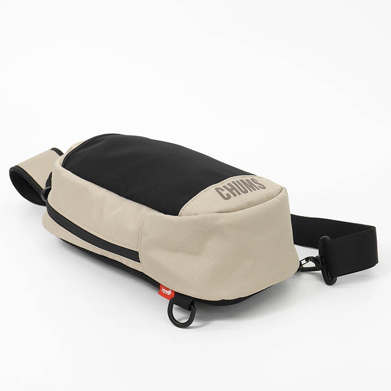 チャムス CHUMS ボディバッグ リサイクル スリングバッグ Recycle Sling Body Bag メンズ レディース 5L 斜め掛け ワンショルダー 縦型 アウトドア 軽量 ロゴ 2026年秋冬 新作 CH60-4185 | ブランド [正規取扱店]