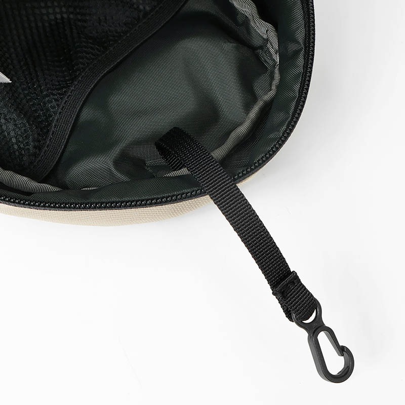 チャムス CHUMS ボディバッグ リサイクル スリングバッグ Recycle Sling Body Bag メンズ レディース 5L 斜め掛け ワンショルダー 縦型 アウトドア 軽量 ロゴ 2026年秋冬 新作 CH60-4185 | ブランド [正規取扱店]