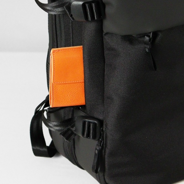 インケース Incase バックパック A.R.C Travel Pack エーアルーシー トラベルパック リュックサック メンズ 27L ブラック INCO100682-BLK / 137213053001 | ブランド [正規取扱店]