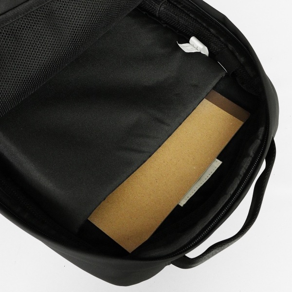 インケース Incase バックパック City Dot Backpack シティドット デイパック リュックサック 11L ブラック INCO100421-BLK / 37191017 | ブランド [正規取扱店]