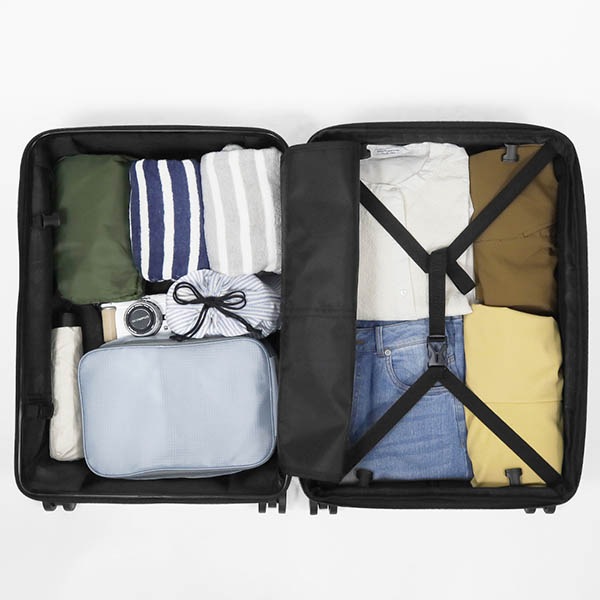 コールマン Coleman スーツケース ALMITE Mサイズ エキスパンダブル 容量拡張機能付き キャリー 60L 4輪 4泊 5泊 各色 01470 | ブランド [正規取扱店]