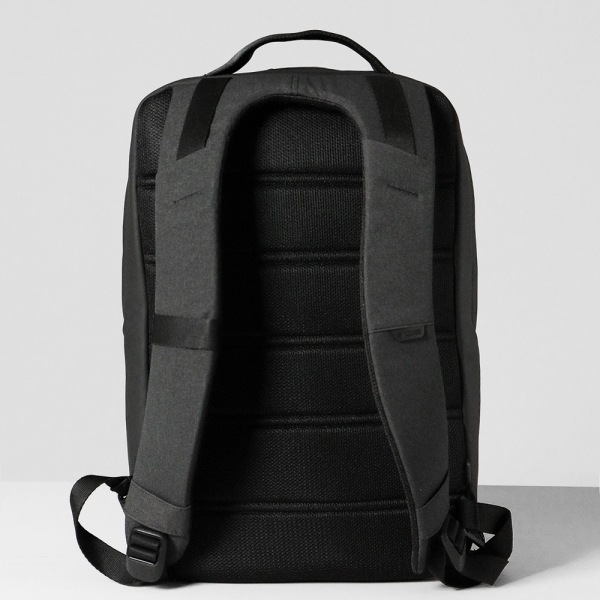 インケース Incase バックパック City Compact Backpack シティコンパクト デイパック リュックサック メンズ 19L ブラック CL55452 / 37171078 | ブランド [正規取扱店]