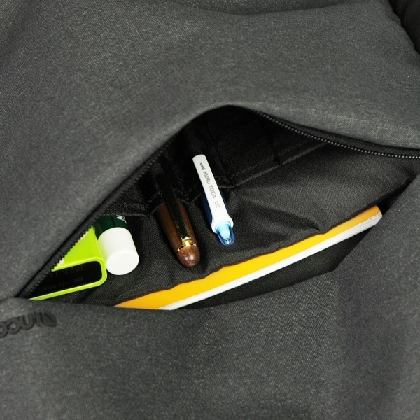 インケース Incase バックパック City Compact Backpack シティコンパクト デイパック リュックサック メンズ 19L ブラック CL55452 / 37171078 | ブランド [正規取扱店]