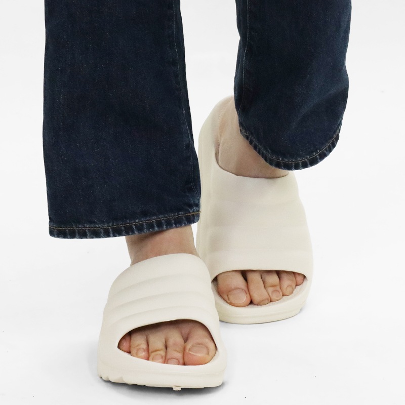 テリック TELIC リカバリーサンダル W-CLOUD ダブルクラウド 厚底 軽量 コンフォート サンダル スポーツサンダル シャークソール メンズ レディース 靴 2026SS 新作 アイボリー IVORY | ブランド [正規取扱店]