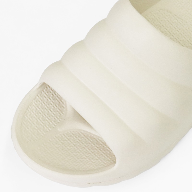 テリック TELIC リカバリーサンダル W-CLOUD ダブルクラウド 厚底 軽量 コンフォート サンダル スポーツサンダル シャークソール メンズ レディース 靴 2026SS 新作 アイボリー IVORY | ブランド [正規取扱店]