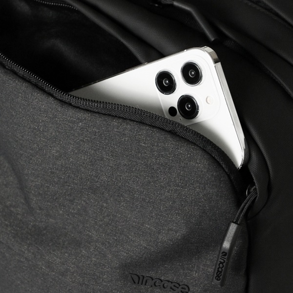 インケース Incase バックパック City Backpack シティ デイパック リュックサック メンズ 24L ブラック CL55450 / 37171075 | ブランド [正規取扱店]