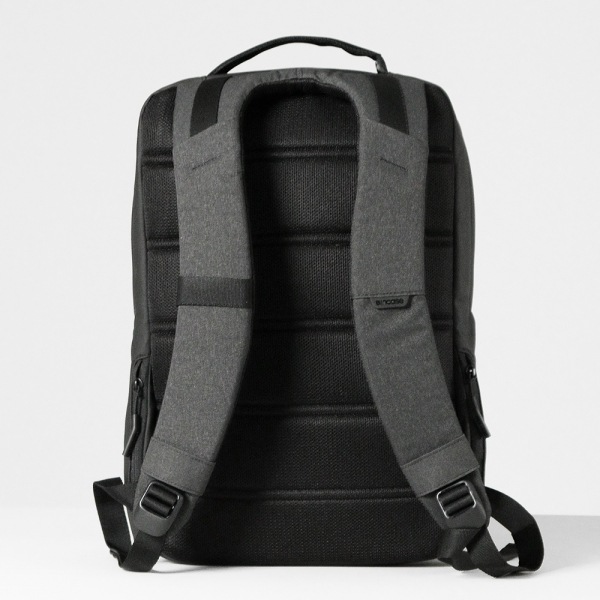 インケース Incase バックパック City Backpack シティ デイパック リュックサック メンズ 24L ブラック CL55450 / 37171075 | ブランド [正規取扱店]