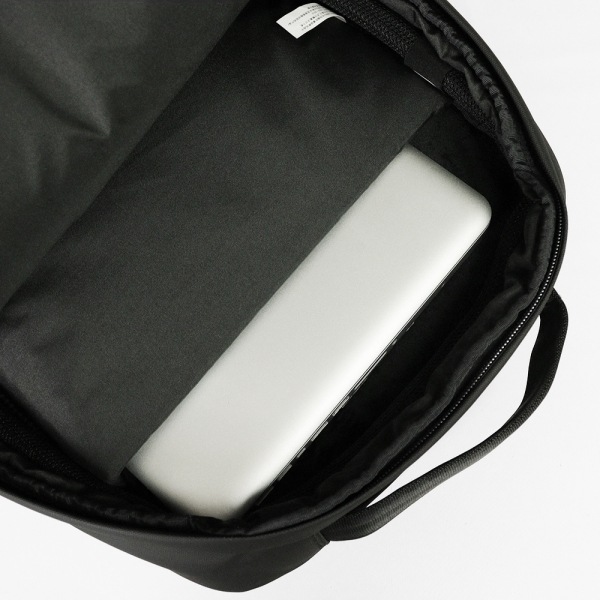 インケース Incase バックパック City Backpack シティ デイパック リュックサック メンズ 24L ブラック CL55450 / 37171075 | ブランド [正規取扱店]