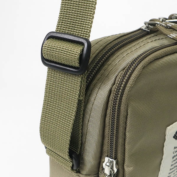 コロンビア Columbia ショルダーバッグ Iron Romeo スクエアショルダー オムニシールド メンズ レディース 撥水 軽量 斜めがけ バッグ ロゴ 各色 PU8824 | ブランド [正規取扱店]