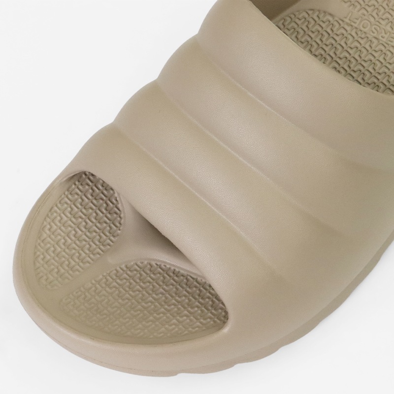 テリック TELIC リカバリーサンダル W-CLOUD ダブルクラウド 厚底 軽量 コンフォート サンダル スポーツサンダル シャークソール メンズ レディース 靴 2026SS 新作 コルクブラウン Cork brown | ブランド [正規取扱店]