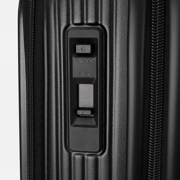 イノベーター innovator スーツケース 55L Mサイズ フロント