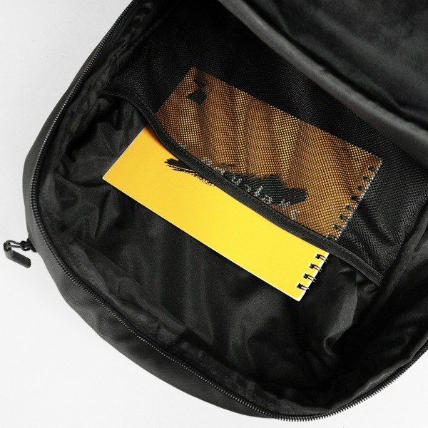 インケース Incase バックパック City Compact Backpack With 1680D コンパクト デイパック リュックサック メンズ 19L ブラック INBP100623-BLK / 137233053003 | ブランド [正規取扱店]