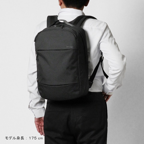 インケース Incase バックパック City Compact Backpack With CORDURA Nylon シティコンパクト コーデュラナイロン デイパック リュックサック メンズ 19L ブラック INBP100652-BLK / 137211053001 | ブランド [正規取扱店]