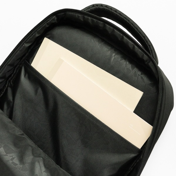 インケース Incase バックパック ICON Slim Backpack アイコンスリム デイパック リュックサック メンズ 28L ブラック CL55535 / 37171072 | ブランド [正規取扱店]