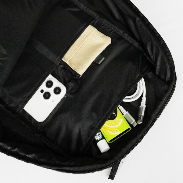 インケース Incase バックパック ICON Lite Pack アイコン ライト デイパック リュックサック メンズ 22L ブラック INCO100279-BLK / 37171010 | ブランド [正規取扱店]