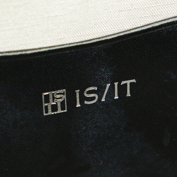 イズイット IS/IT 長財布 ツール Tool メンズ ラウンドファスナー BOX型小銭入れ レザー 各色 979605 | ブランド [正規取扱店]