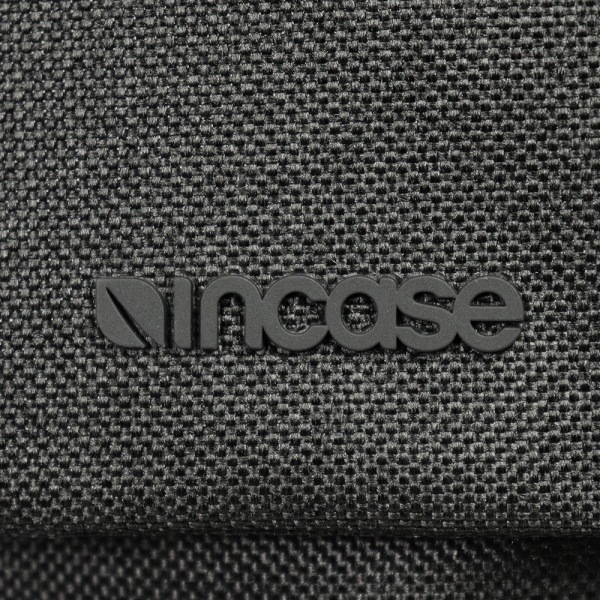 インケース Incase バックパック Crosstown Compact Backpack クロスタウン コンパクト デイパック リュックサック メンズ 22L ブラック INCO400801-BLK / 137243053005 | ブランド [正規取扱店]