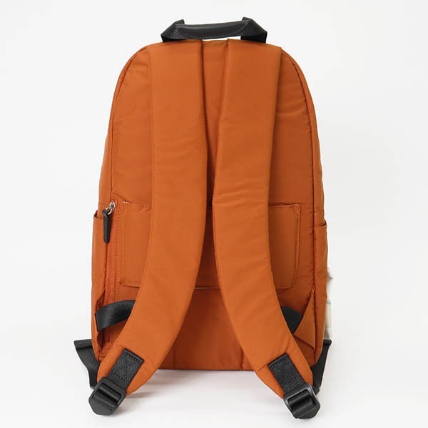 Wpc. Patterns ダブリュピーシー パターンズ  バックパック 1Pリュック Petale メンズ レディース バッグ ポーチ付き 撥水 17L 各色 31027 | ブランド [正規取扱店]