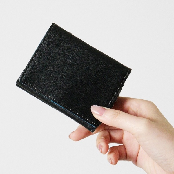 イズイット IS/IT 三つ折り財布 ノボ Novo II ラウンドファスナー コンパクトウォレット レザー 各色 972623 | ブランド [正規取扱店]