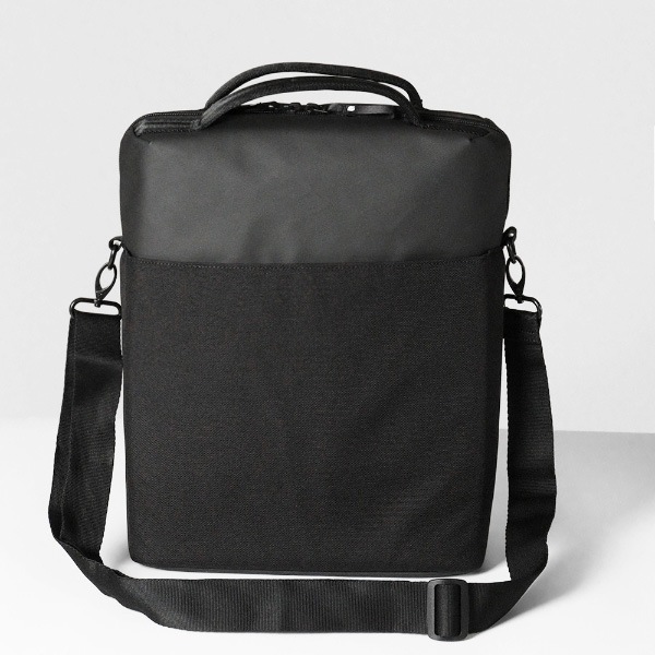 インケース Incase ショルダーバッグ A.R.C. Tech Tote エーアール