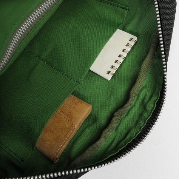ワンダーバゲージ WONDER BAGGAGE ショルダーバッグ SHOULDER Mサイズ 4.4L メンズ レディース 日本製 各色 WB-G-005 | ブランド [正規取扱店]