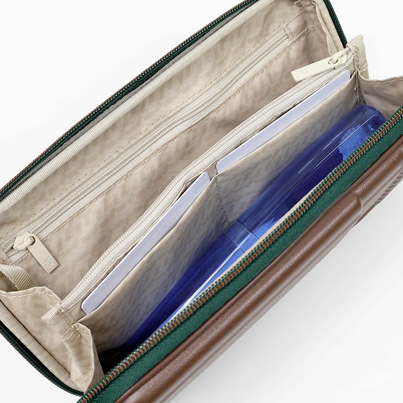 イノベーター innovator パスポートケース Travel Accessory トラベルアクセサリー 2way ポーチ ミニ ショルダーバッグ 小物入れ 小型 斜めがけ RFID スキミング防止 旅行 出張 軽量 PASS-25 | ブランド [正規取扱店]