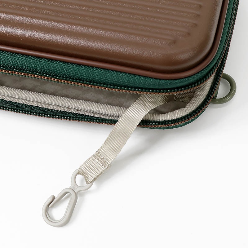 イノベーター innovator パスポートケース Travel Accessory トラベルアクセサリー 2way ポーチ ミニ ショルダーバッグ 小物入れ 小型 斜めがけ RFID スキミング防止 旅行 出張 軽量 PASS-25 | ブランド [正規取扱店]