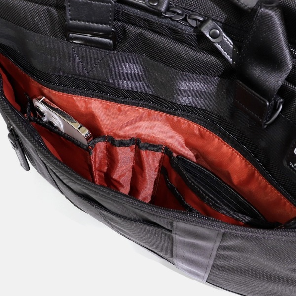 バーマス BERMAS ビジネスバッグ BAUER III バウアー 3 2層ブリーフケース 42c EX 2way ショルダーバッグ ブラック 60633 | ブランド [正規品]