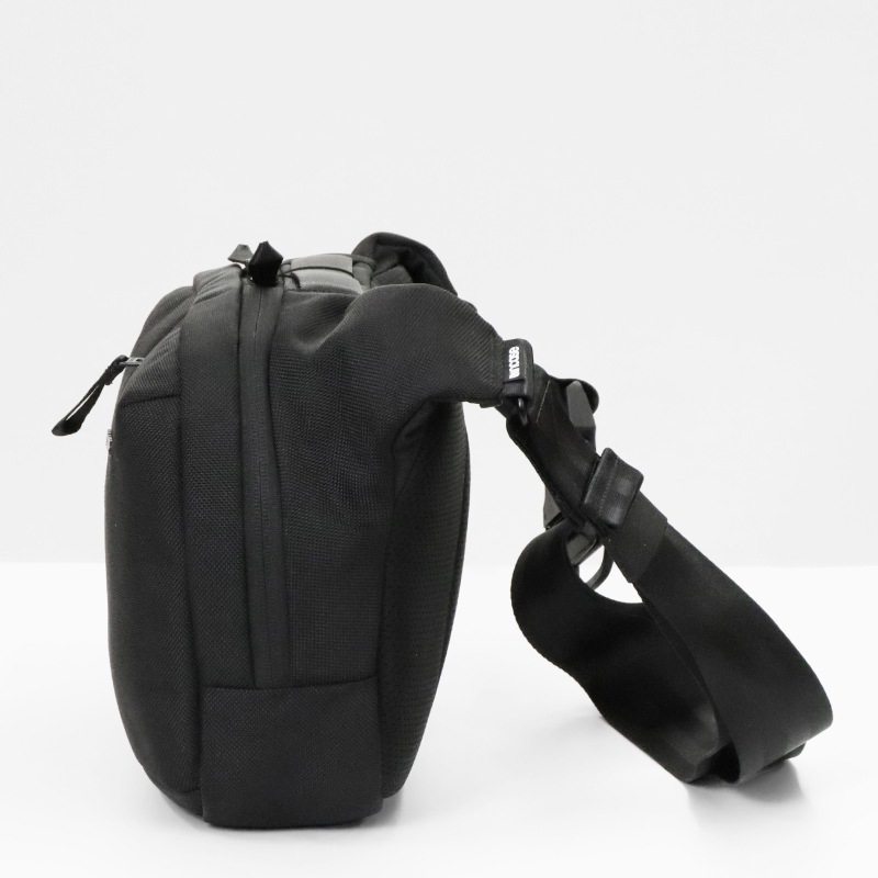 インケース Incase スリングバッグ Tracks Sling トラックス スリング