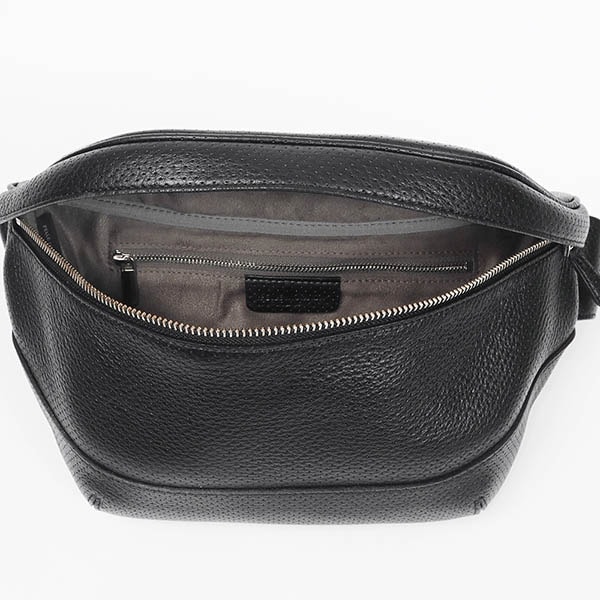 ペッレモルビダ ボディバッグ ブラック レザー PELLE MORBIDA PELLE MORBIDA ペッレモルビダ Maiden Voyage メイデン ボヤージュ
