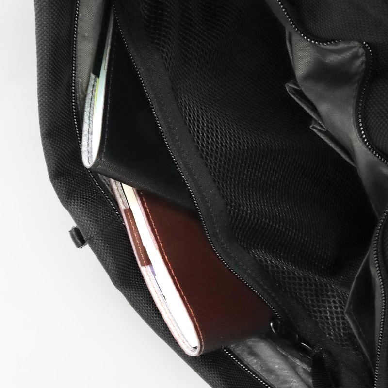 インケース Incase トートバッグ Tracks Tote トラックス トート キャリーオン対応 メンズ レディース 22L ブラック INCO250007-BLK / 137252053002 | ブランド [正規取扱店]