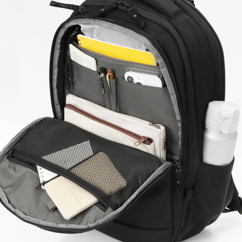 インケース Incase バックパック Tracks Backpack トラックス デイパック リュック キャリーオン対応 メンズ レディース 25L ブラック INBP100752-BLK / 137242053003 | ブランド [正規取扱店]