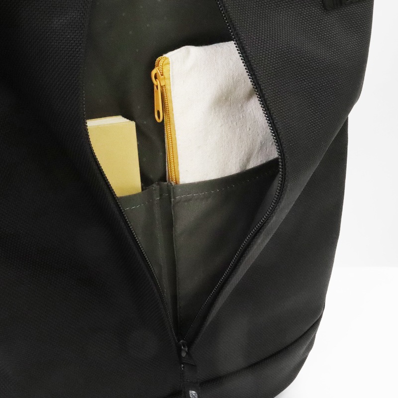 インケース Incase バックパック Tracks Backpack トラックス デイパック リュック キャリーオン対応 メンズ レディース 25L ブラック INBP100752-BLK / 137242053003 | ブランド [正規取扱店]