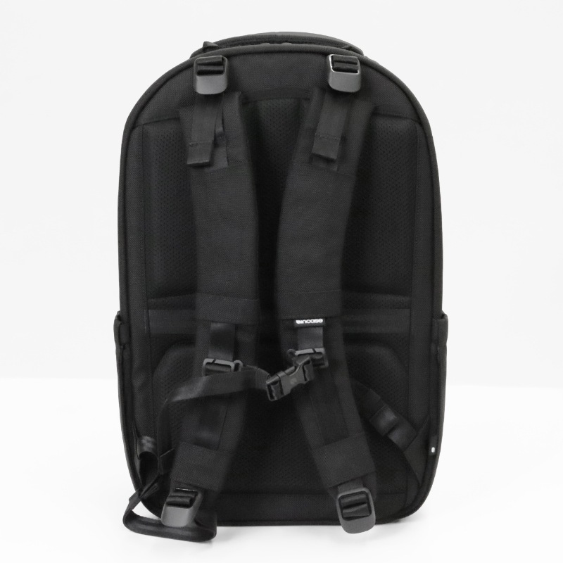 インケース Incase バックパック Tracks Backpack トラックス デイパック リュック キャリーオン対応 メンズ レディース 25L ブラック INBP100752-BLK / 137242053003 | ブランド [正規取扱店]