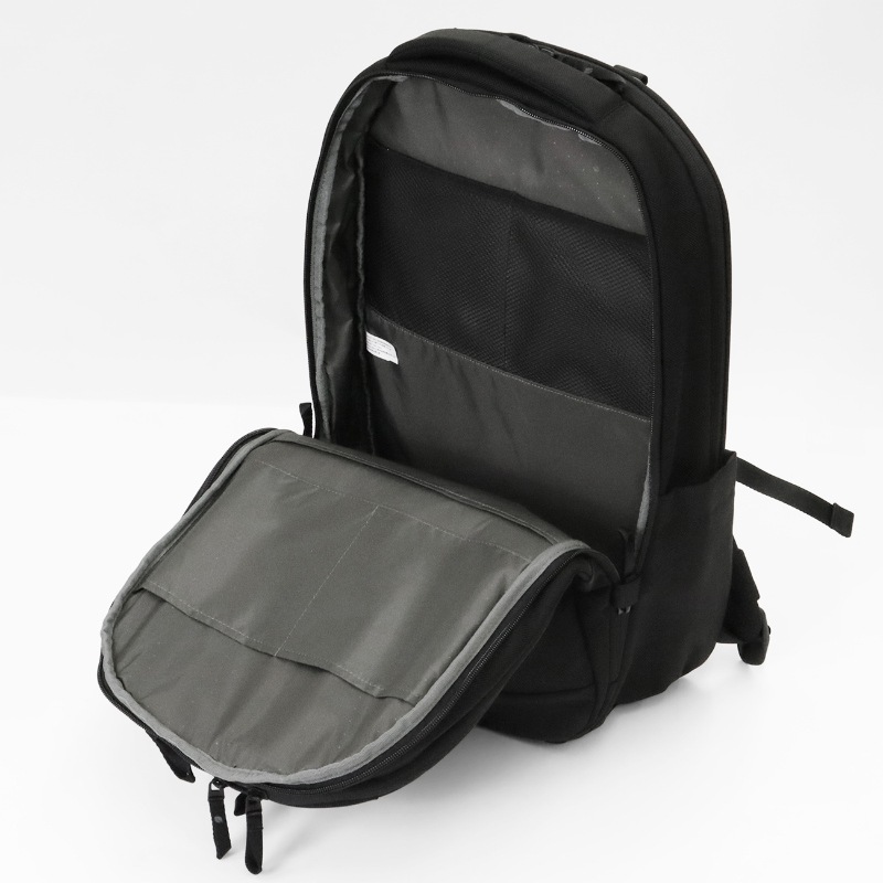 インケース Incase バックパック Tracks Backpack トラックス デイパック リュック キャリーオン対応 メンズ レディース 25L ブラック INBP100752-BLK / 137242053003 | ブランド [正規取扱店]