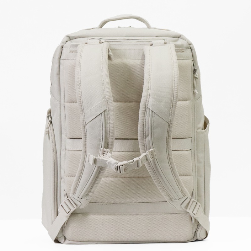 ナイキ NIKE バックパック ユーティリティ エリート メンズ レディース リュック 37L 通勤 通学 スクールバッグ スクバ スポーツ アウトドア 旅行 シューズ収納 軽量 ロゴ 2026年秋 新作 FN4173-104 | ブランド [正規取扱店]