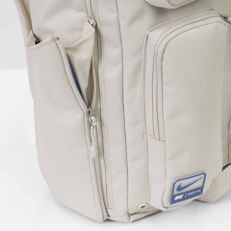 ナイキ NIKE バックパック ユーティリティ エリート メンズ レディース リュック 37L 通勤 通学 スクールバッグ スクバ スポーツ アウトドア 旅行 シューズ収納 軽量 ロゴ 2026年秋 新作 FN4173-104 | ブランド [正規取扱店]